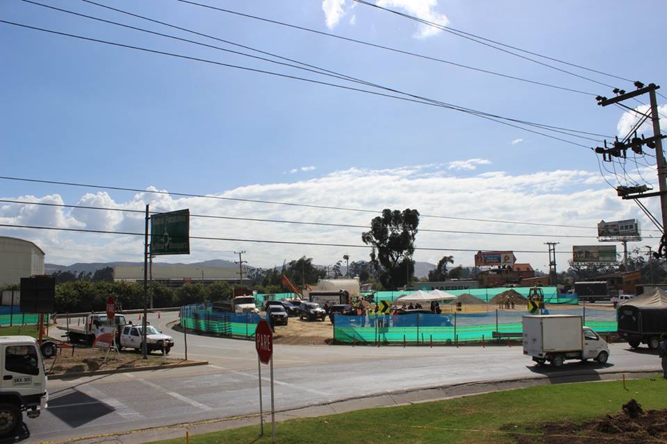 Inició la construcción del enlace a desnivel en la glorieta La Mesa – Mosquera