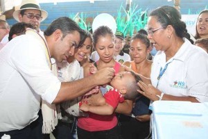 Se refuerzan programas de vacunación en Cundinamarca.