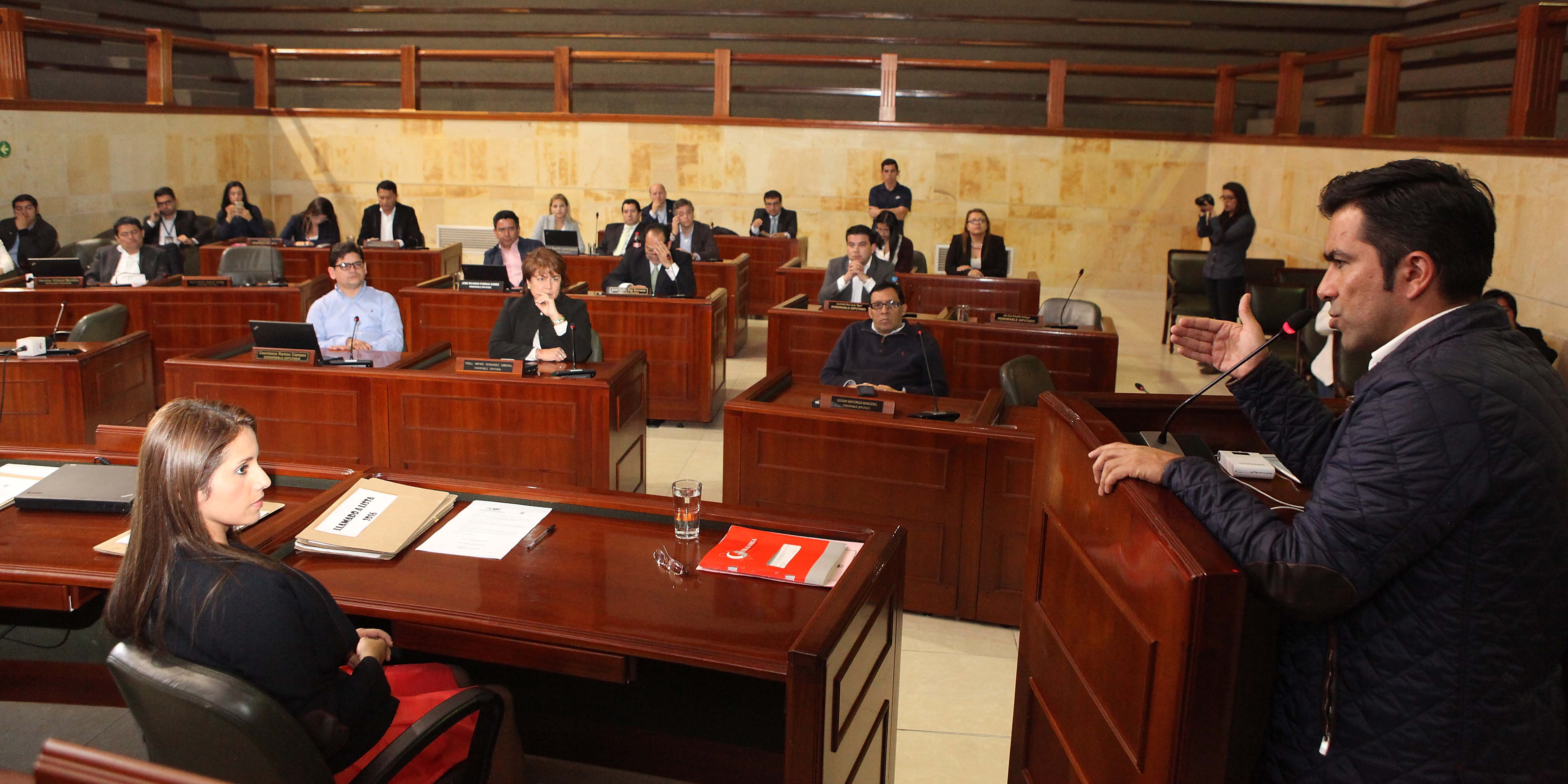 Gobernador Rey instala segunda sesión de la asamblea