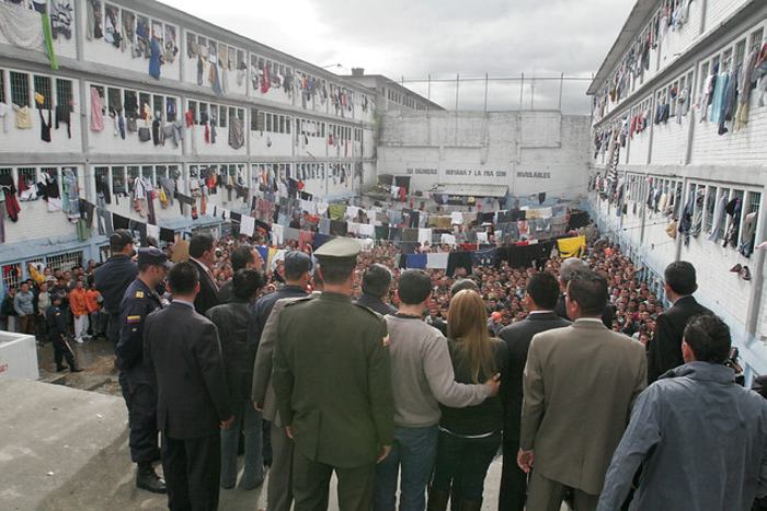 Diálogos por la paz en cárcel La Modelo