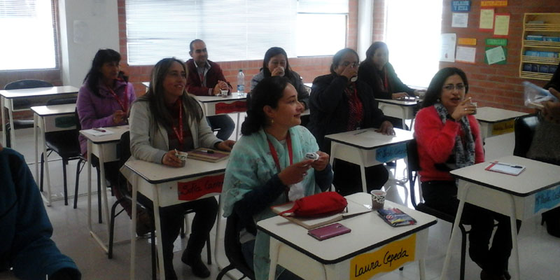 Capacitación en inglés a docentes cundinamarqueses