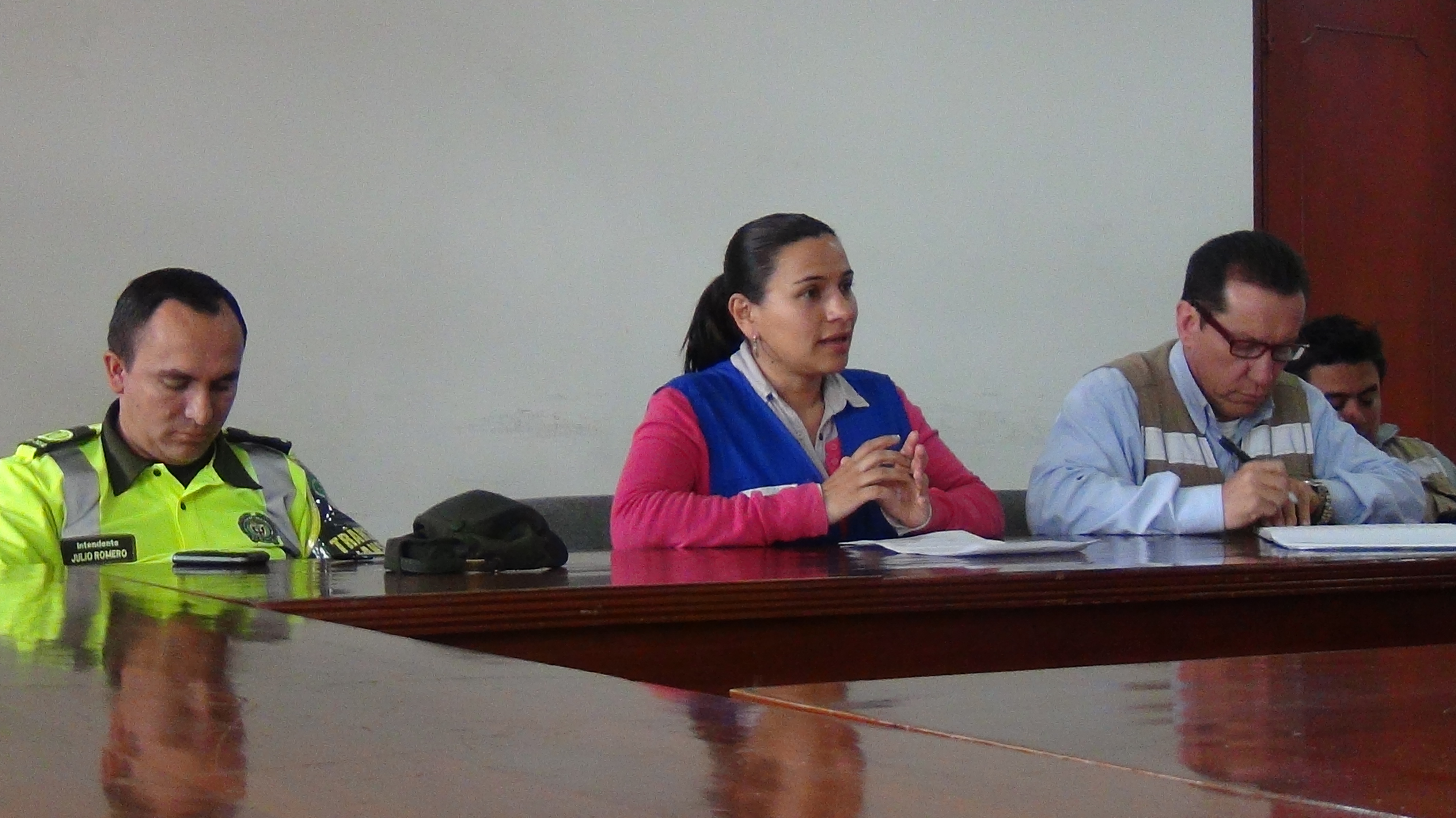 Disminuirá tiempo de espera en la vía Facatativá el Rosal