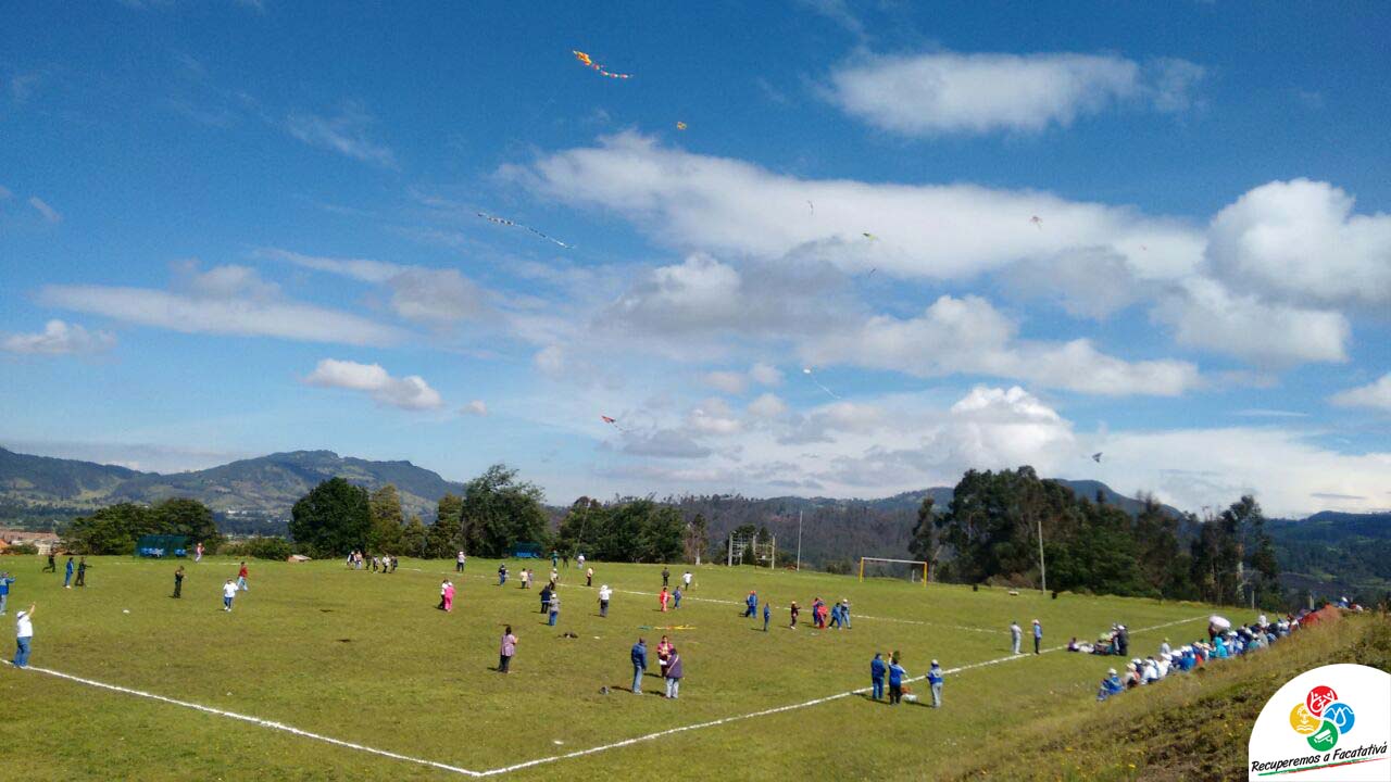 Abuelos facatativeños disfrutaron del festival “Vientos de Paz”