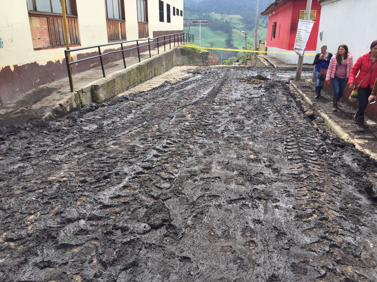 Bojacá y Zipacón golpeadas por avalanchas inundaciones y fuertes lluvias