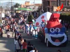 Desfile de carrozas en Funza