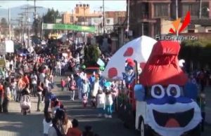 Desfile de carrozas en Funza
