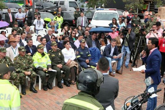 Entrega de vehículos para la operatividad y seguridad de Cundinamarca