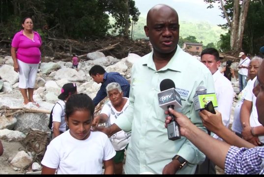 Niños de Mocoa agradecieron a MinAmbiente atención a barrio salvado por bosque