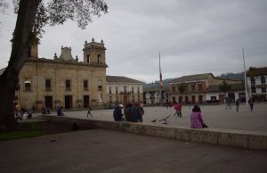 Abren nuevamente vías en la Plaza Principal de Facatativá