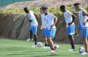 Con 14 jugadores la Selección Colombia entrenó en España