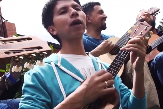 Docente del Centro Cultural Bacatá le cantará al Papa Francisco