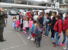 Viva un día de los niños con toda seguridad