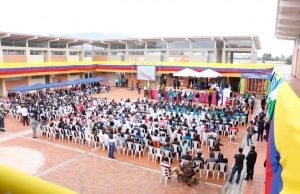Nación y departamento entregan nuevo colegio campestre en Tabio