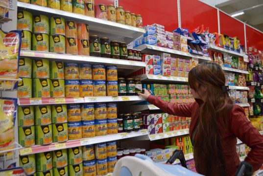 Alcaldía y Fundación Éxito entregan complementos nutricionales a madres gestantes