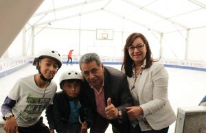 Disfrute en familia un plan diferente en la pista de hielo en Soacha