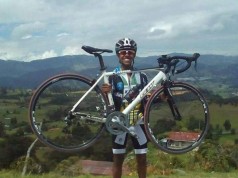 Ciclista funzano formará parte de equipo juvenil de Esteban Chávez