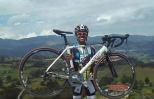 Ciclista funzano formará parte de equipo juvenil de Esteban Chávez