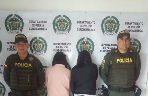 Policía captura a dos jóvenes por hurto en establecimiento de comercio