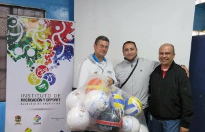 Reconocimiento a las mejores Instituciones Educativas en Juegos Supérate 2017