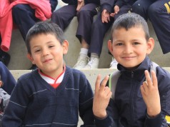 Cinco escuelas veredales son beneficiadas con la entrega de material educativo