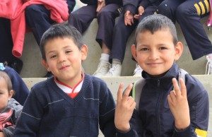 Cinco escuelas veredales son beneficiadas con la entrega de material educativo