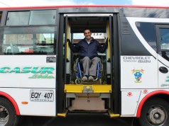 Nuevos buses facilitaran el acceso a población con discapacidad en el municipio de Soacha