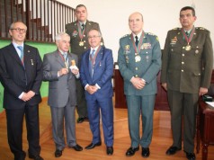 Cinco facatativeños con las responsabilidades más importantes del país recibieron la Medalla al Mérito