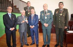 Cinco facatativeños con las responsabilidades más importantes del país recibieron la Medalla al Mérito