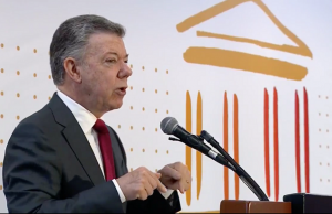«Todos los jefes de control interno de las entidades públicas han sido escogidos por meritocracia»: Presidente Santos