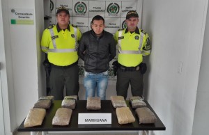Incautación de siete kilos de Marihuana en Motocicleta