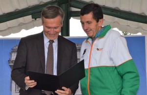 Embajador de Francia fue condecorado en el municipio de Chía