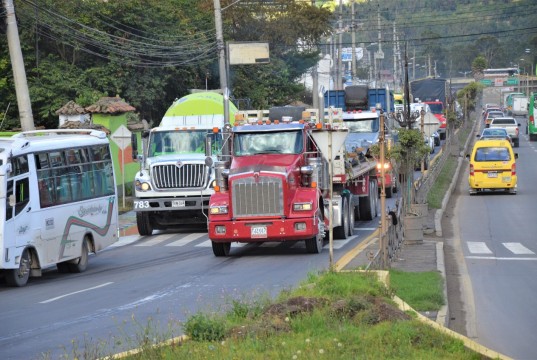 Alcalde de Chía amplía restricción del tráfico pesado a 10 horas diarias