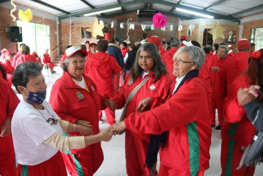 Alegre jornada de los adultos mayores en Facatativá