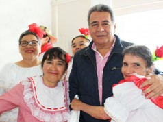 Atención personalizada a adultos mayores con movilización reducida.