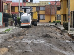 Continúan trabajos de rehabilitación de vias en Facatativá