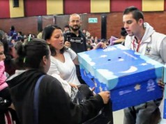 Entrega kits de cuidado infantil a madres vulnerables de Soacha
