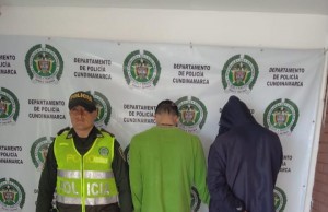 Capturados dos individuos con circular azul por la Interpol en Cundinamarca