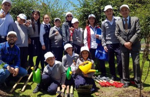 ‘Guerreros ambientales’ de Mosquera reforestan contra el cambio climático