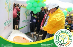 Primera piedra de la institución Educativa La Amistad en el municipio de Mosquera