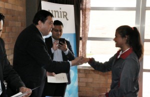 Certificados por universidad internacional jóvenes Cundinamarqueses