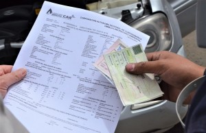 Empiezan las sanciones para vehículos con altas emisiones de gases