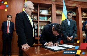 Con una inversión de 2,4 billones de pesos se pone en marcha RegioTram de Occidente