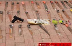 Incautación de armas blancas y estupefacientes en el municipio de Funza