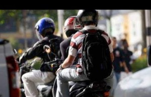 Restricción para parrillero en el municipio de Funza