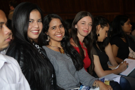 Estado quiere que los jóvenes realicen sus prácticas laborales en el sector público