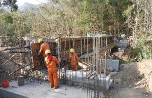 Más y mejores infraestructuras para comunicar a Cundinamarca