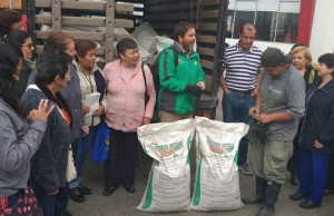 Se entregó abono orgánico a 35 unidades productivas de Funza