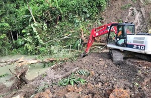 Continúan obras para la remoción de escombros en el municipio de La Palma