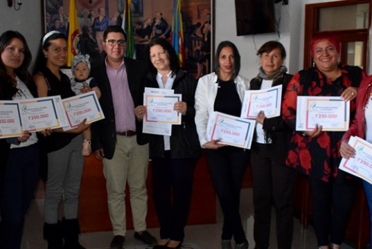 28 millones de pesos invertidos en capital semilla para jóvenes y mujeres emprendedoras