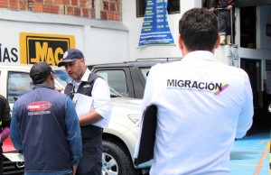 Continúan operativos a extranjeros en Chía